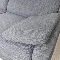COR 2-Sitzer-Sofas|Sofa Conseta Bezug Stoff 5010 Anthrazit Schmalfuß Chrom Bodenfrei Inklusive 2 Kissen