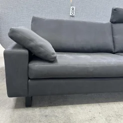 COR 2-Sitzer-Sofas|Sofa Conseta Leder 423 Schwarz Gestell Metallkufen Schwarz Pulverbeschichtet Inklusive Kissen