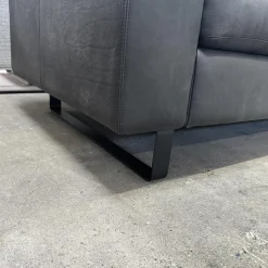 COR 2-Sitzer-Sofas|Sofa Conseta Leder 423 Schwarz Gestell Metallkufen Schwarz Pulverbeschichtet Inklusive Kissen