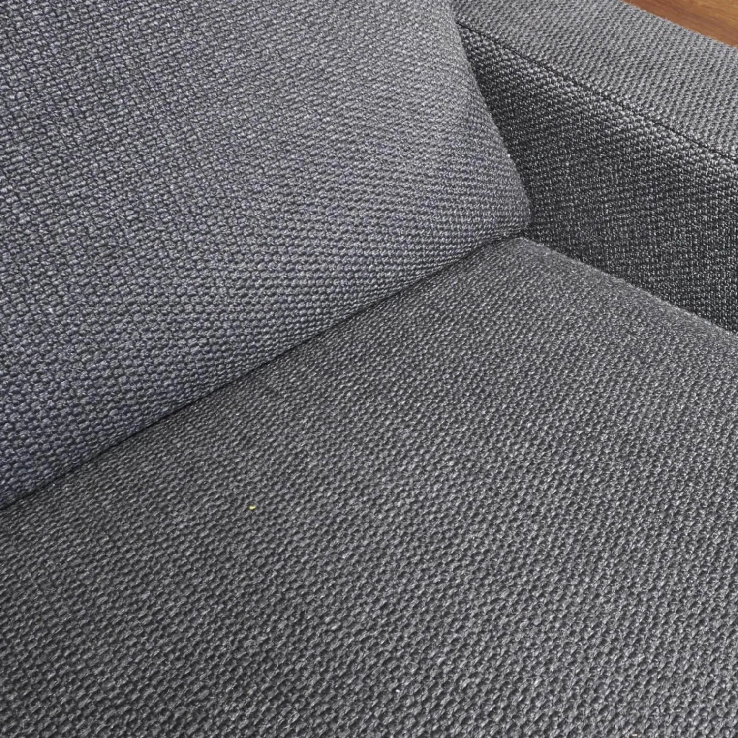 COR 2-Sitzer-Sofas|Sofa Conseta Stoff 5010 Anthrazit Schmalfuß Metall Verchromt mit Kissen und Kopfstütze