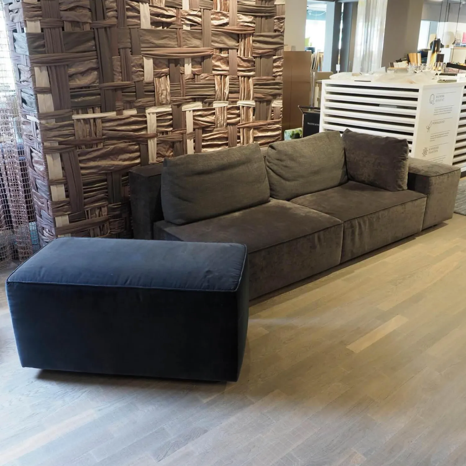 Montis 2-Sitzer-Sofas|Sofa Domino Inklusive Rollelement Hauptstoff Maple 192 Grau Fuß Kunststoff