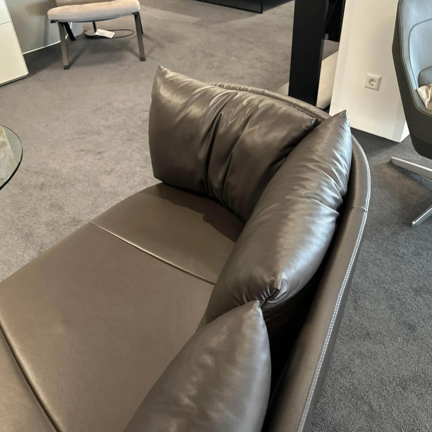 De Sede 2-Sitzer-Sofas|Sofa DS-167 Leder Select 2477 Cigarro Braun Füße Edelstahl Poliert Rücken Umlaufend Verschiebbar