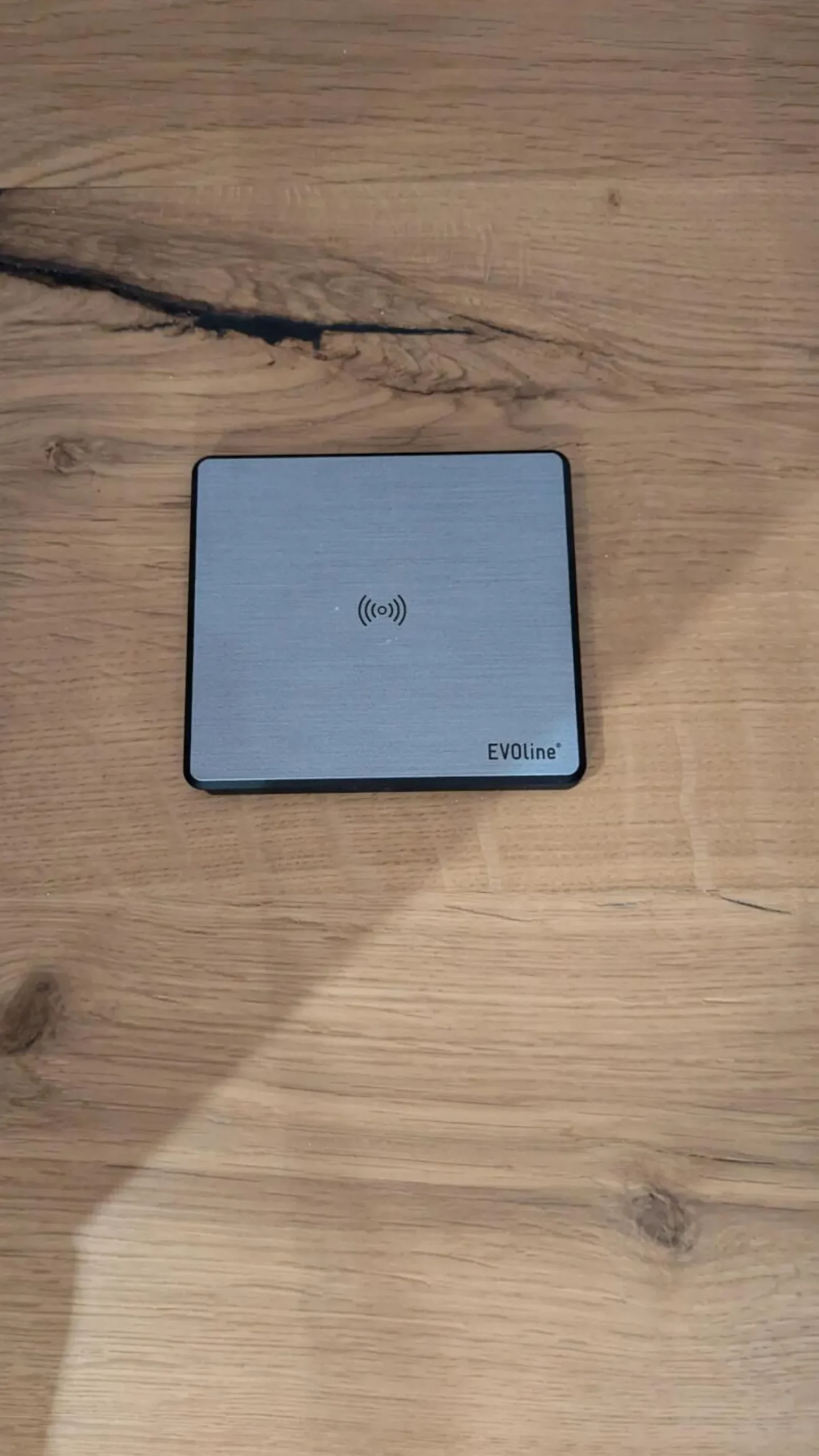 Koinor 2-Sitzer-Sofas|Sofa Edit 2 Leder D Dolce Cola Grau Braun Plateau 2 Balkeneiche Furniert Geölt Mit LED Beleuchtung Und Soundsystem