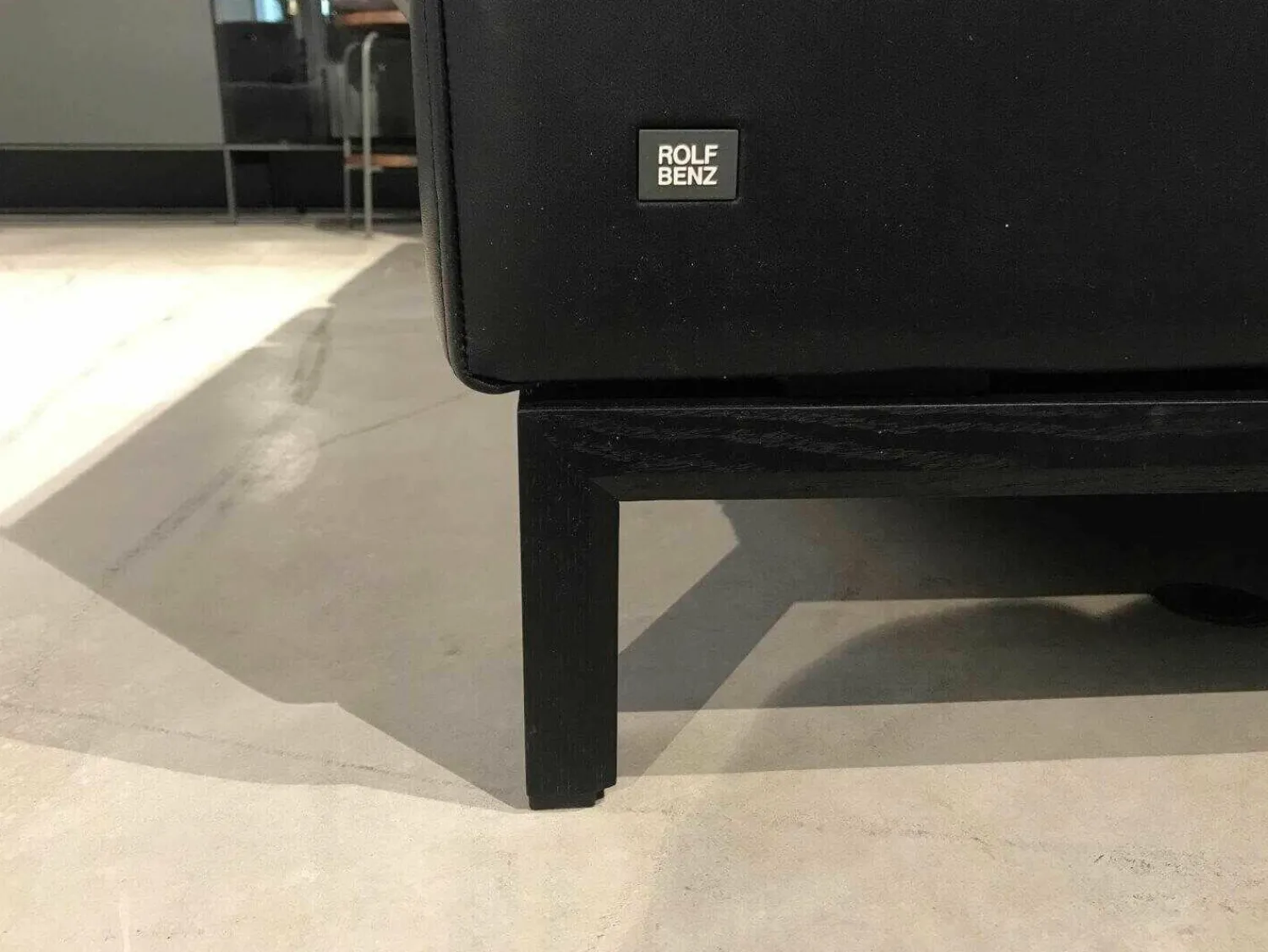 Rolf Benz 2-Sitzer-Sofas|Sofa Ego in Leder 40 Verkehrsschwarz mit Kopfstütze