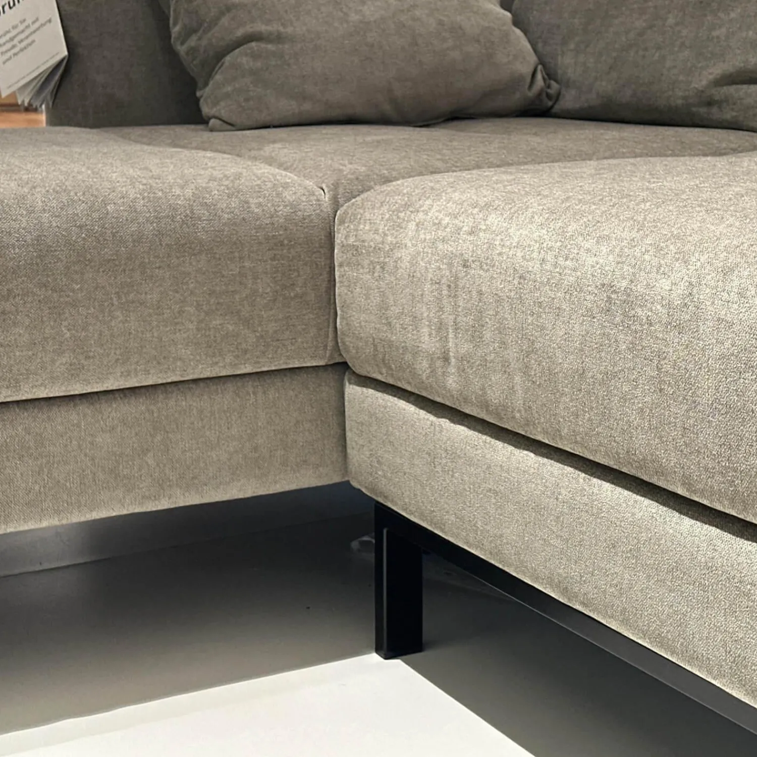 Brühl Ecksofas|Sofa Four Two Stoff 2813 0021 Greige Grau Beige Metallkufen Und Rollen Schwarz