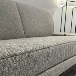 Jori 2-Sitzer-Sofas|Sofa Glove 8950 SO140 Stoff Bembebis C0720 Grau Untergestell Lackiert Bronze