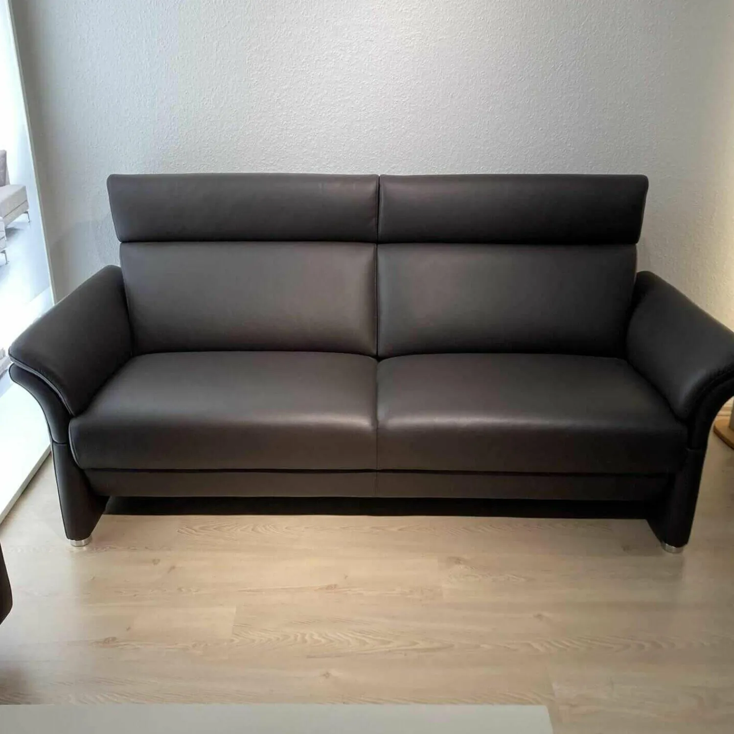 Puhlmann 2-Sitzer-Sofas|Sofa Gomera Zweisitzer Leder 18/7106 Dunkelbraun Savana 2 Armlehnen abklappbar