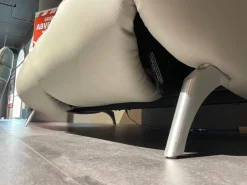 himolla 2-Sitzer-Sofas|Sofa Hans Leder 35 Mariposa Opal Beige Metallfuß Edelstahloptik 62 Silber