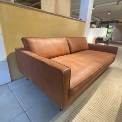 TM Collections 2-Sitzer-Sofas|Sofa L Buster XL Leder B Desert Tobacco 17537 Braun Metallfuß Schwarz Pulverbeschichtet