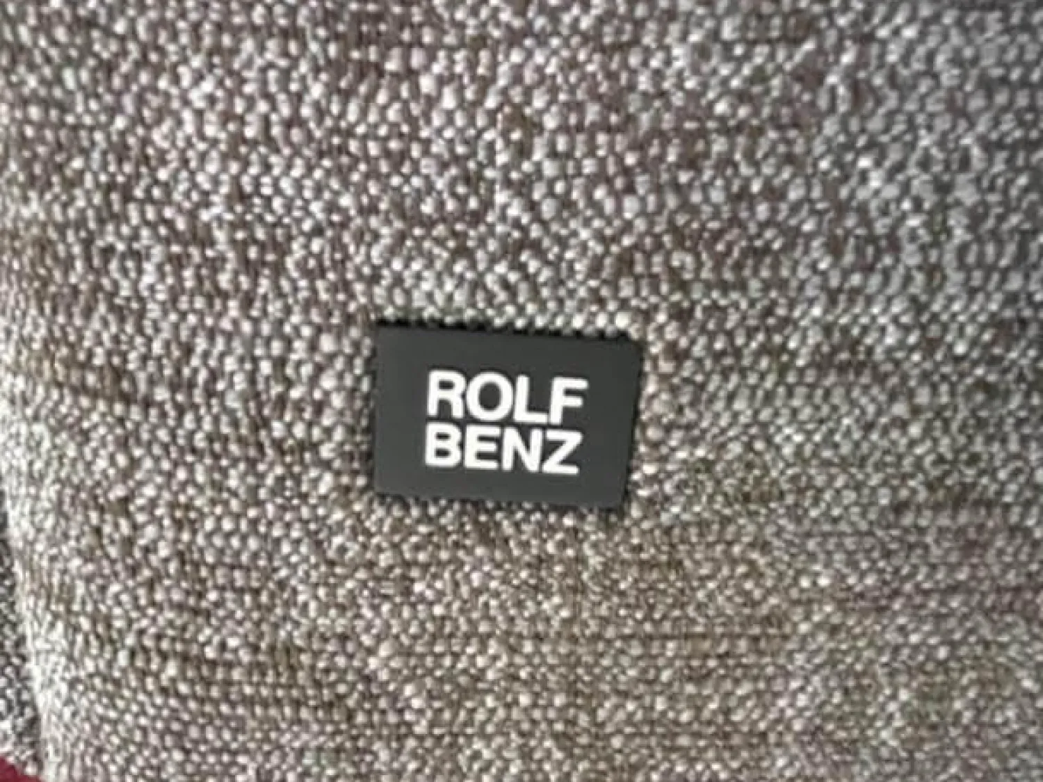 Rolf Benz 2-Sitzer-Sofas|Sofa Liv Stoff 17 Beigegrau Aluminiumgestell Marrone Metallic 4 Kissen 2 Polsterrollen