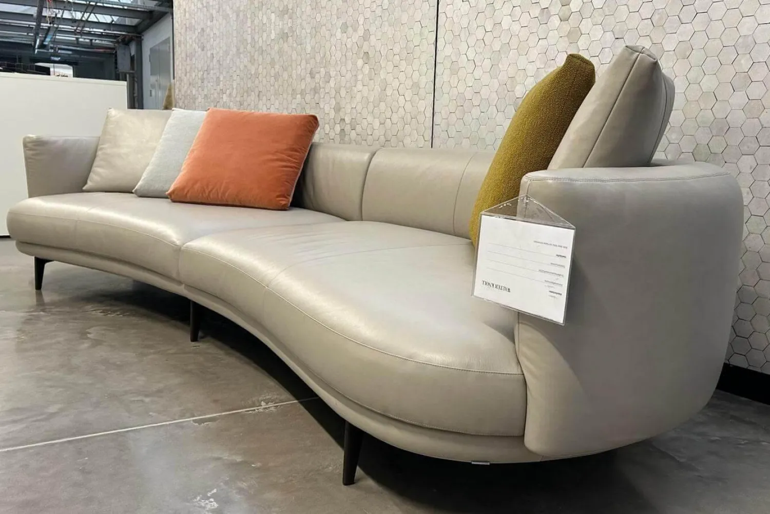 Walter Knoll Wohnlandschaften|3-Sitzer-Sofas|Sofa Maaru 850 Leder Elen 1218 Cosy Grey Beige Gestell Bronze Schwarz Matt Pulverbeschichtet Mit 5 Kissen