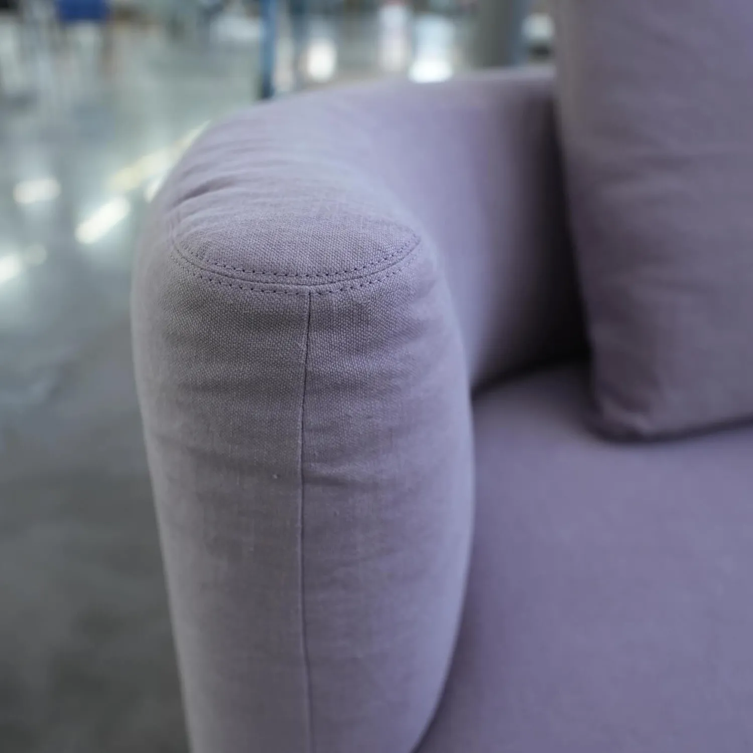 Walter Knoll Wohnlandschaften|Sofa Maaru 850 Stoff Lino 7899 Magnolia Violett Metallgestell Matt Pulverbeschichtet Schwarz