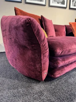 Bretz 3-Sitzer-Sofas|Sofa Manyara Stoff Boa Bordeaux Rot mit 5 Kissen