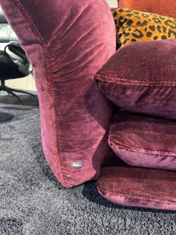 Bretz 3-Sitzer-Sofas|Sofa Manyara Stoff Boa Bordeaux Rot mit 5 Kissen