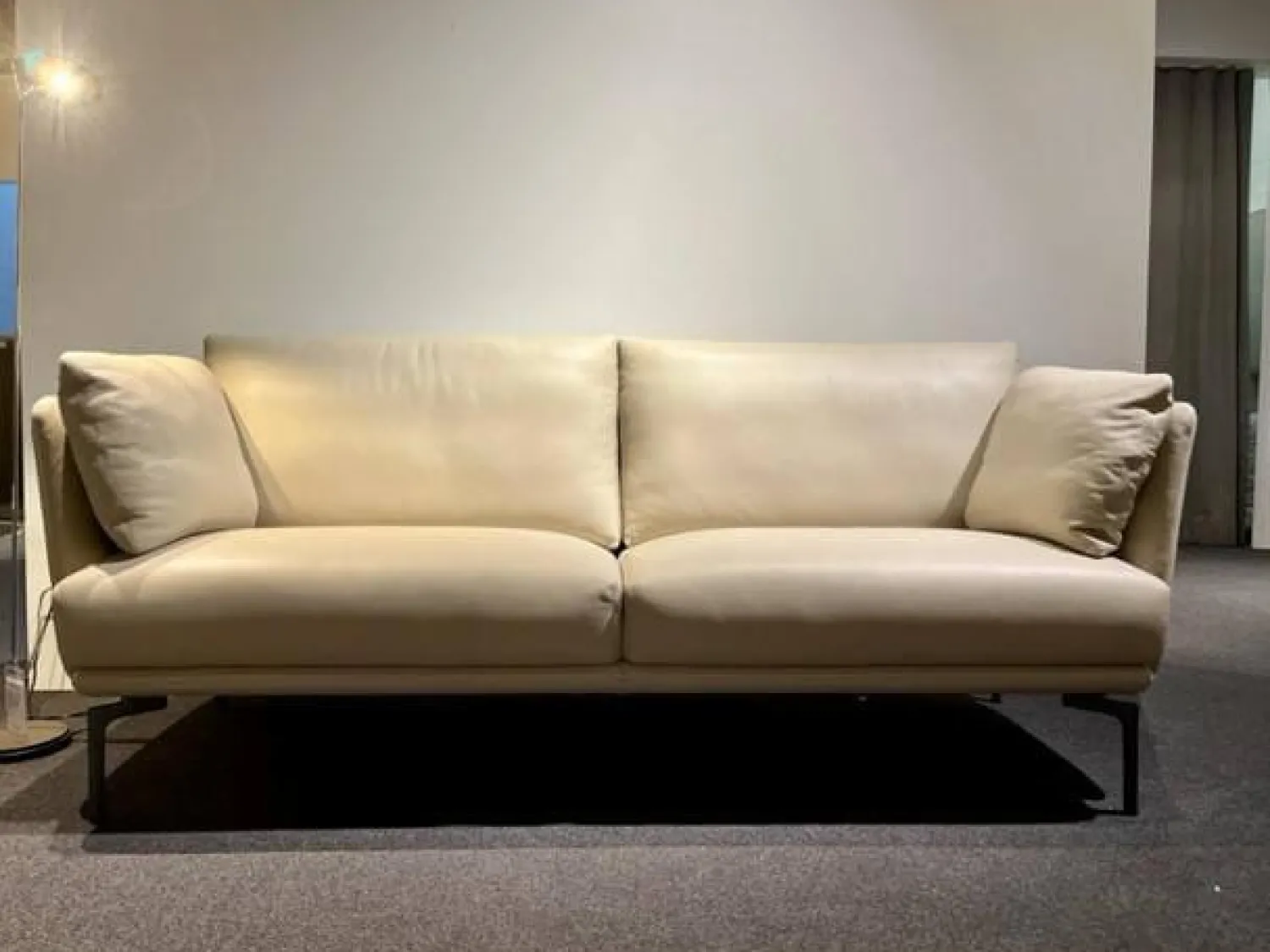 Intertime 2-Sitzer-Sofas|Sofa Mara Leder Santana Greige Beige Grau Füße Grau Pulverbeschichtet