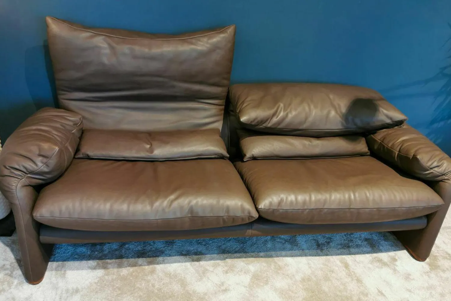 Cassina 2-Sitzer-Sofas|Sofa Maralunga Maxi Leder Braun mit Verstellfunktionen Füße Walnuss