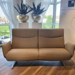 Contur 2-Sitzer-Sofas|Sofa Marsala Bezug Stoff Q2 Fashion Grau Beige Gestell Edelstahloptik Gebürstet Mit Verstellbaren Armlehnen