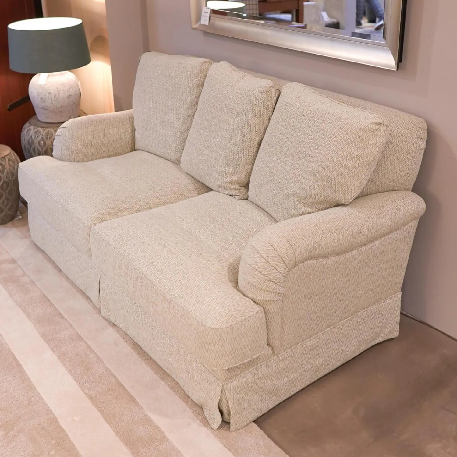 Domicil 2-Sitzer-Sofas|Sofa Melody Stoff Aubrey 04 Füße Buche Natur mit Schabracke