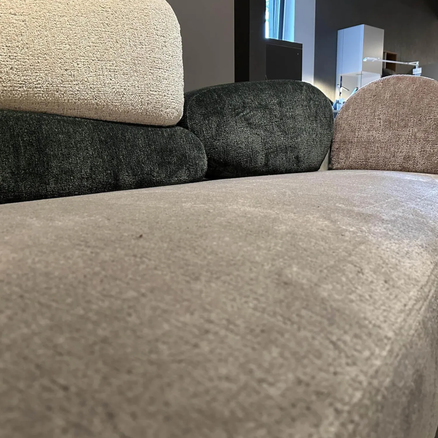 Brühl 2-Sitzer-Sofas|Sofa Mosspink Stoff 4401 92 Grau 75 Gelb 45 Creme 35 Grün 80 Rosa Füße Eiche Dunkel Geölt