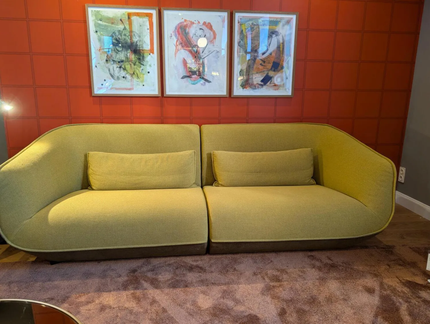 COR 2-Sitzer-Sofas|Sofa Nook Stoff Innen 8077 Gelb Außen 8306