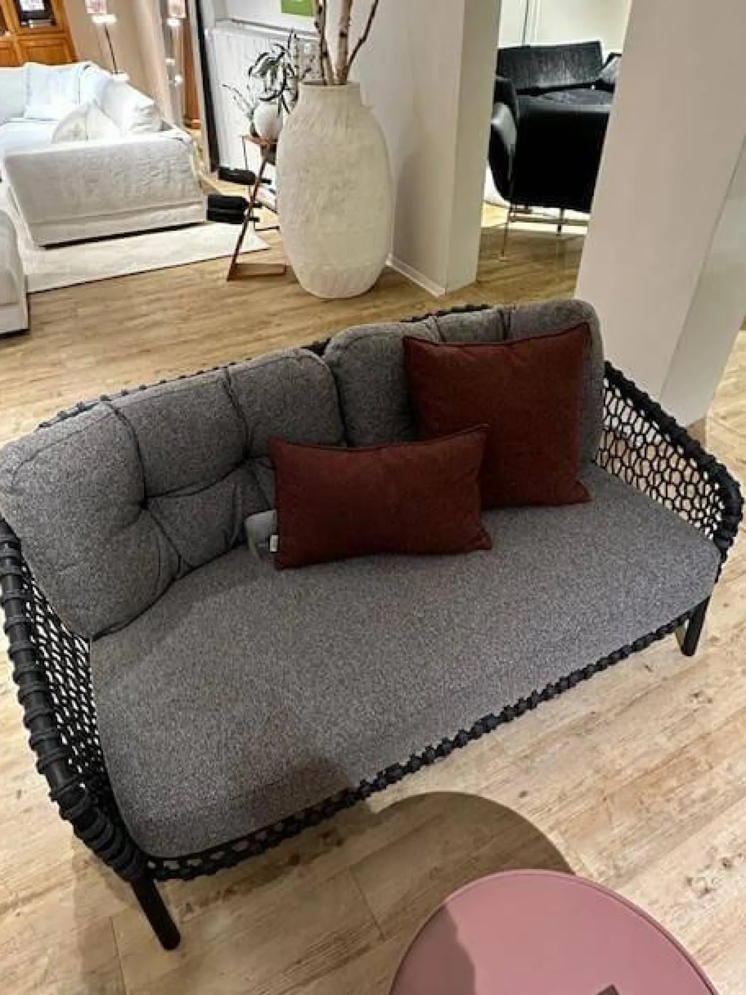 Cane Line Loungemöbel|Sofa Ocean Large Polsterbezug Stoff Dark Grey Grau Gestell Aluminium Dark Grey Und Soft Rope Dark Grey Grau Inklusive Kissen