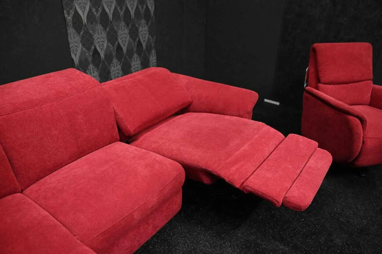 Steinpol Ecksofas|Sofa Odeon Stoff Carlos Bordeaux B 2 mit Elektrischer Relaxfunktion und Bettkasten