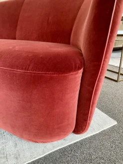 Christine Kröncke 2-Sitzer-Sofas|Sofa Ophelia Bezug Stoff Kastanie Rotbraun Gestell Massivholz