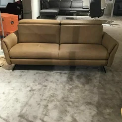Steinpol 2-Sitzer-Sofas|Sofa Penzin Leder Evita Honey Braun Gestell Metall Schwarz Matt Mit Kopfteilverstellung