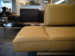 Koinor 2-Sitzer-Sofas|Sofa Phoenix Leder C-Revolution Mustard Plateau Wildeiche mit Drehstop