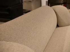 Leolux 2-Sitzer-Sofas|Sofa Pulla R16-B20 Bezug Stoff Hell-braun Füße Epoxy Charcoal Schwarz Grau Matt