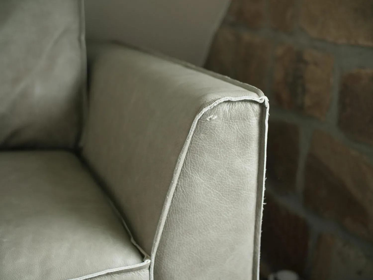 Tommy M 2-Sitzer-Sofas|Sofa Sensation Leder 192 Rhino 19214 Grau Füße 600 M051518