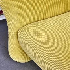 Brühl 2-Sitzer-Sofas|Sofa 2-Sitzer Bongo Bay Stoff 4490 Farbe 75 Gelb Inklusive 2 Kissen