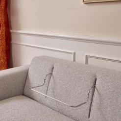 Bielefelder Werkstätten 2-Sitzer-Sofas|Sofa Spirit Bezug Mara 1763 181 Grau Chromfüße Und Holzsockel In Taupe mit 2 Kissen