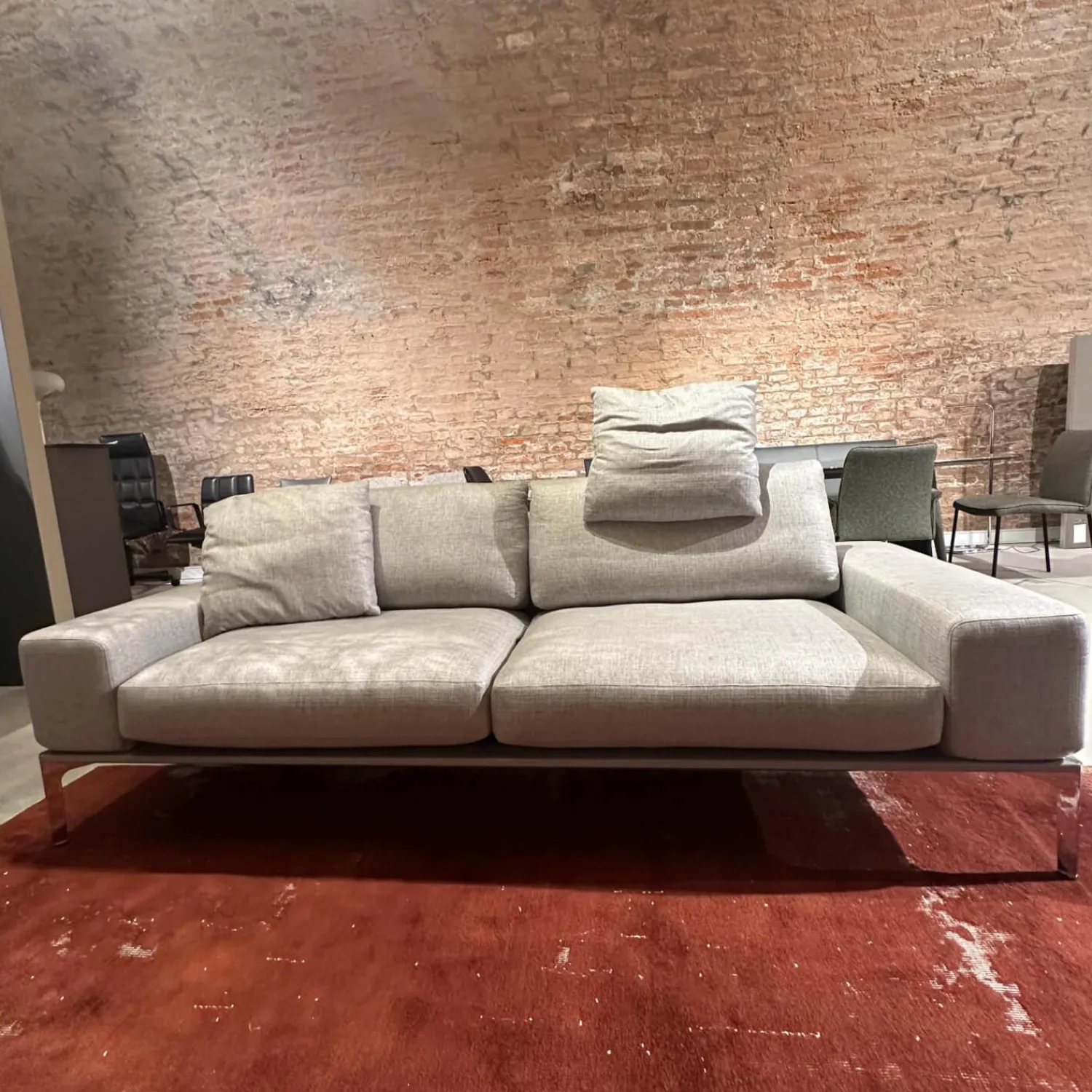 Bielefelder Werkstätten 2-Sitzer-Sofas|Sofa Spirit Stoff JAB Xantos 1 1362 093 Grau Gestell Platingrau Lackiert Metallfuß Chrom Mit Rückenverstellung Und Kissen