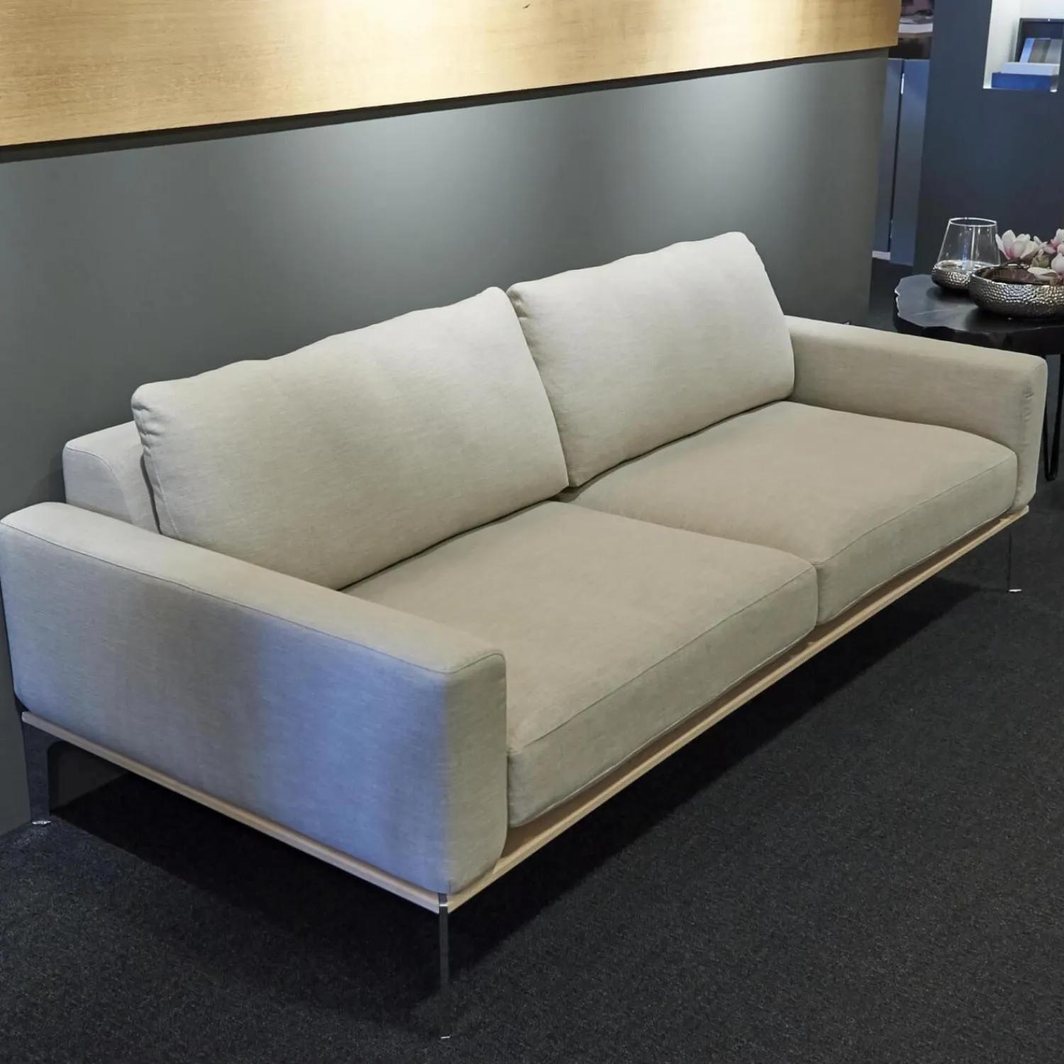 Bielefelder Werkstätten 2-Sitzer-Sofas|Sofa Spirit Stoff Simple Fb 080 Gestell Holz Esche Metallfuß Chrom Glanz