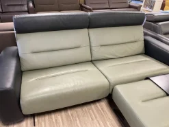 Stressless 2-Sitzer-Sofas|Sofa Stella M Mit Breiten Armlehnen Leder Paloma Shadow Green Dunkelgrün Und Black Schwarz Fuß Kufe Stahl Schwarz Mit Kopfstützen