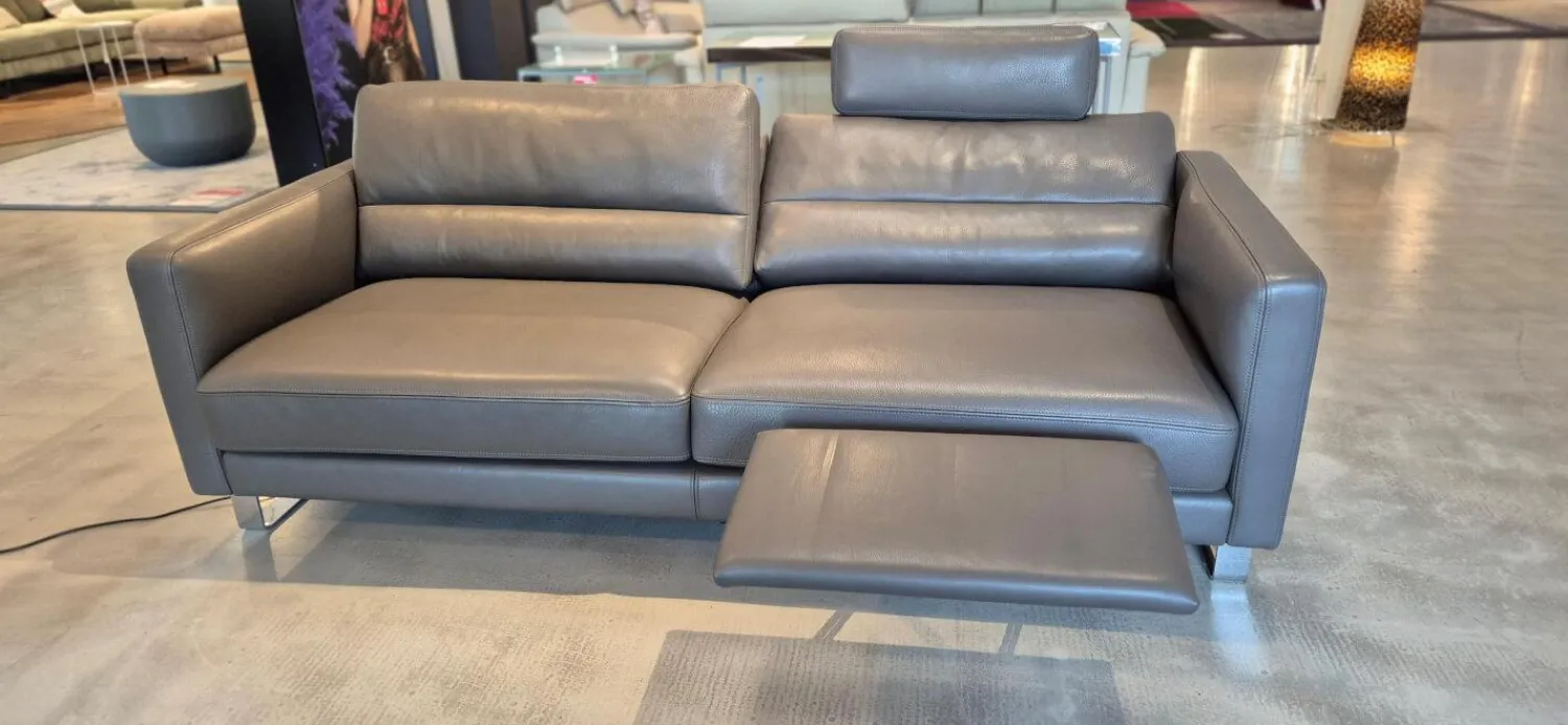 Violetta 2-Sitzer-Sofas|Sofa Tino Leder 80 Nachtgrau mit Kopfstütze und Fußteil