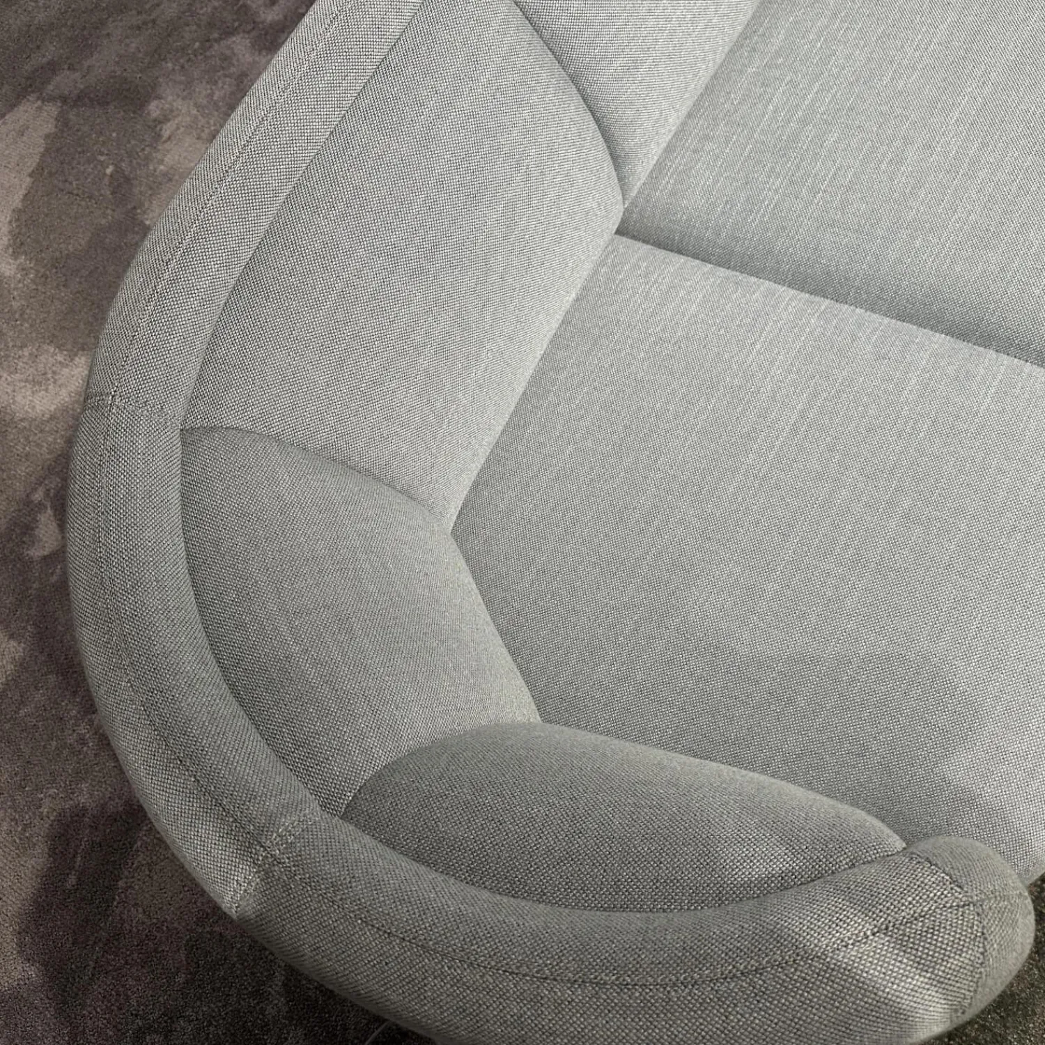 Wittmann 2-Sitzer-Sofas|Sofa Vuelta 25640 Stoff F Tekla Platin Grau Füße Metall Bronze