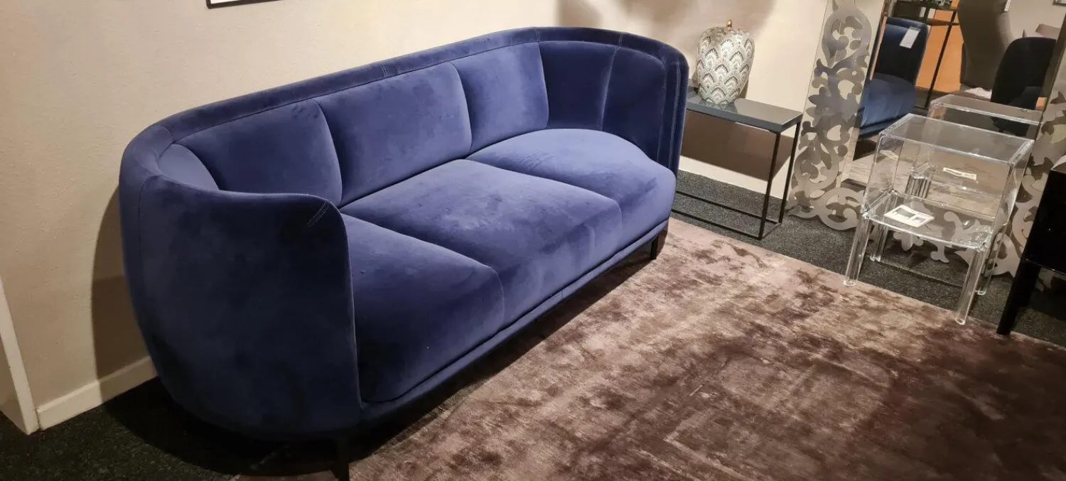 Wittmann 3-Sitzer-Sofas|Sofa Vuelta Stoff E Velvet Navy Blau Füße Schwarz