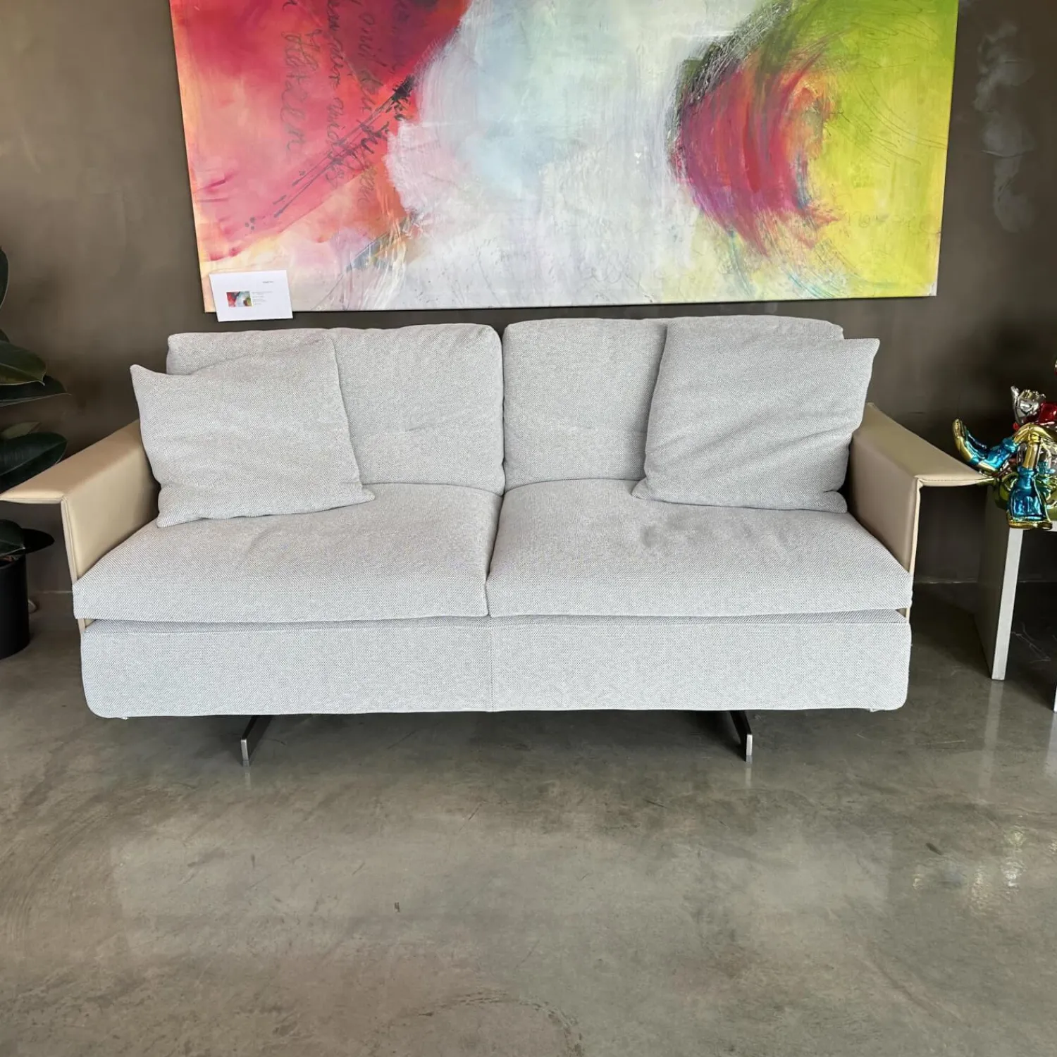 Poltrona Frau 2-Sitzer-Sofas|Sofa Zweisitzer Grantorino Stoff Col. Tess Bouce Sabbia Grau Leder Saddle Beige