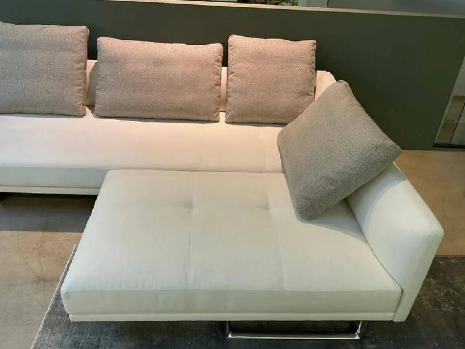 Walter Knoll Ecksofas|Sofaecke Prime Time Version B Stoff Bora Wool Kufen Aluminium Hochglanz mit Schwenkfunktion