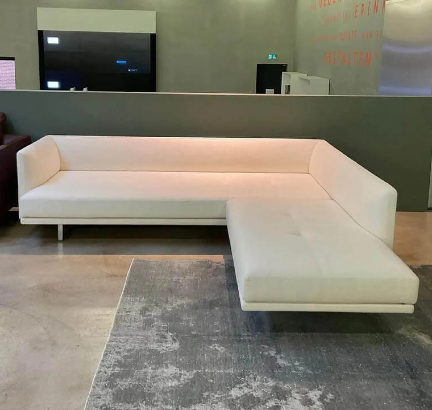 Walter Knoll Ecksofas|Sofaecke Prime Time Version B Stoff Bora Wool Kufen Aluminium Hochglanz mit Schwenkfunktion