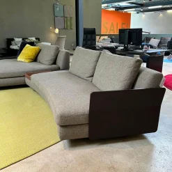 Walter Knoll Wohnlandschaften|Ecksofas|Sofagruppe Tama Living 822 Stoff Puro Mineral Grau Braun Kufen Nussbaum Geölt Inklusive Tischplatte Und Kissen