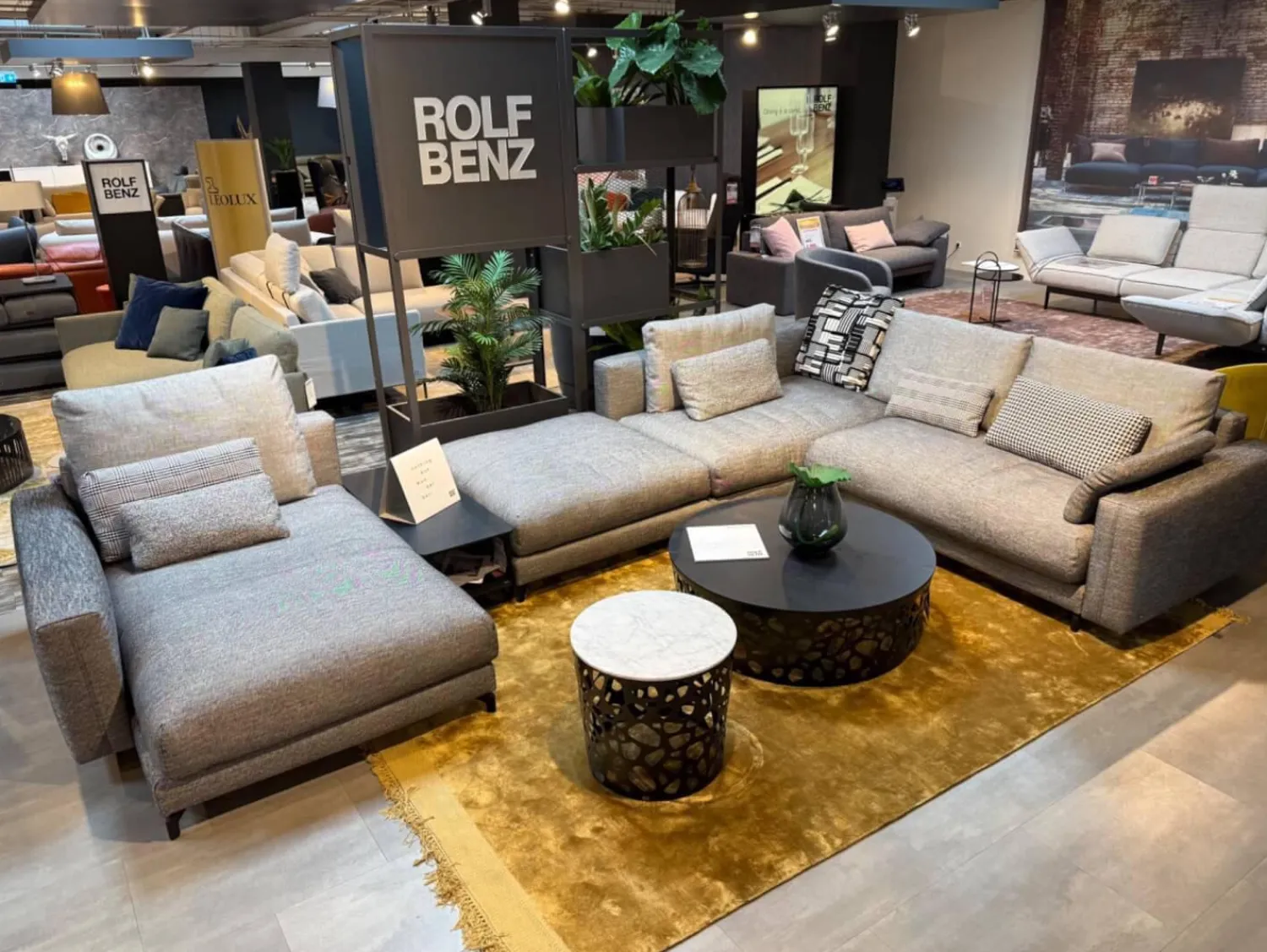 Rolf Benz Wohnlandschaften|Sofalandschaft Nuvola Stoff 17 100 Schwarz Weiss Aluminiumfuß Verkehrsschwarz Lackiert Inklusive Kissen