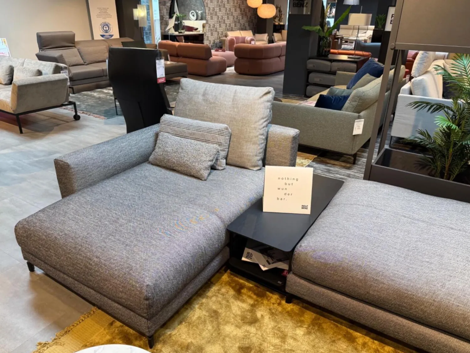 Rolf Benz Wohnlandschaften|Sofalandschaft Nuvola Stoff 17 100 Schwarz Weiss Aluminiumfuß Verkehrsschwarz Lackiert Inklusive Kissen