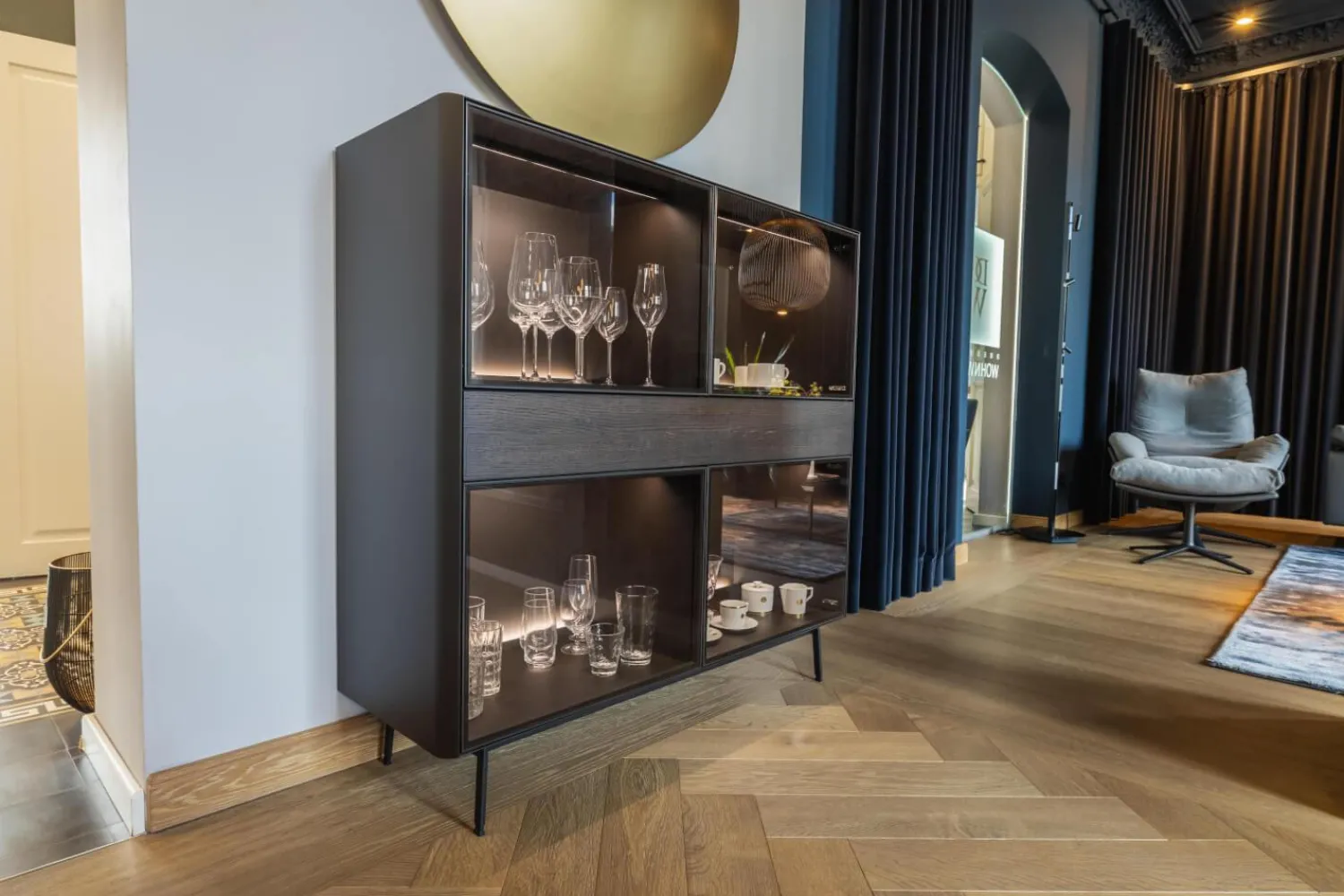 YOMEI Vitrinen & Highboards|Solitärmöbelvitrine S100 2 Glastüren 1 Schubkasten