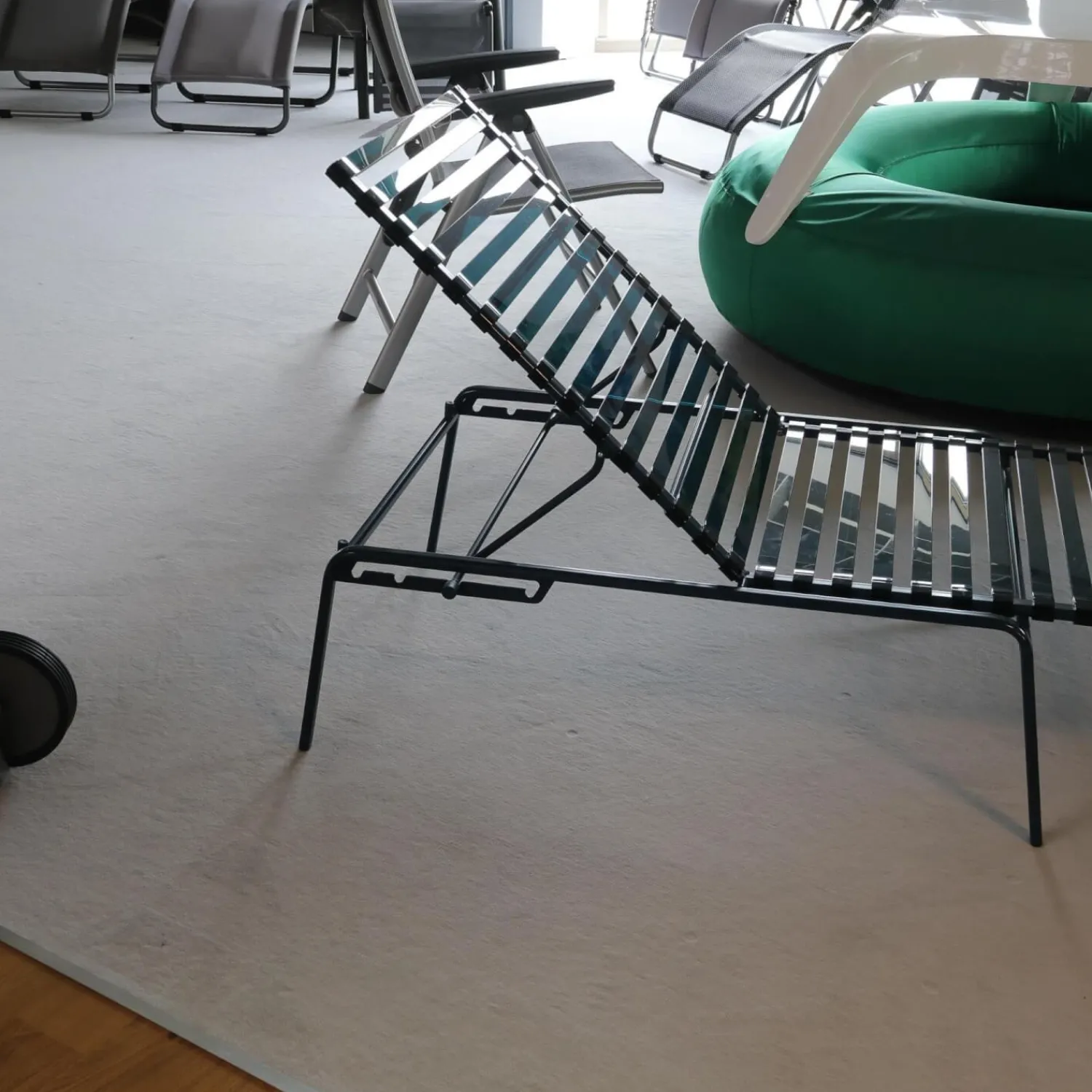 Magis Gartenliegen|Sonnenliege Striped Lettino Gestell Stahlrohr Blau 5062 Sprossen Polyamid Blau 2025 TR