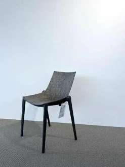 Magis Einzelstühle|Stapelbarer Stuhl Zartan Eco aus Recyclingholz Grau