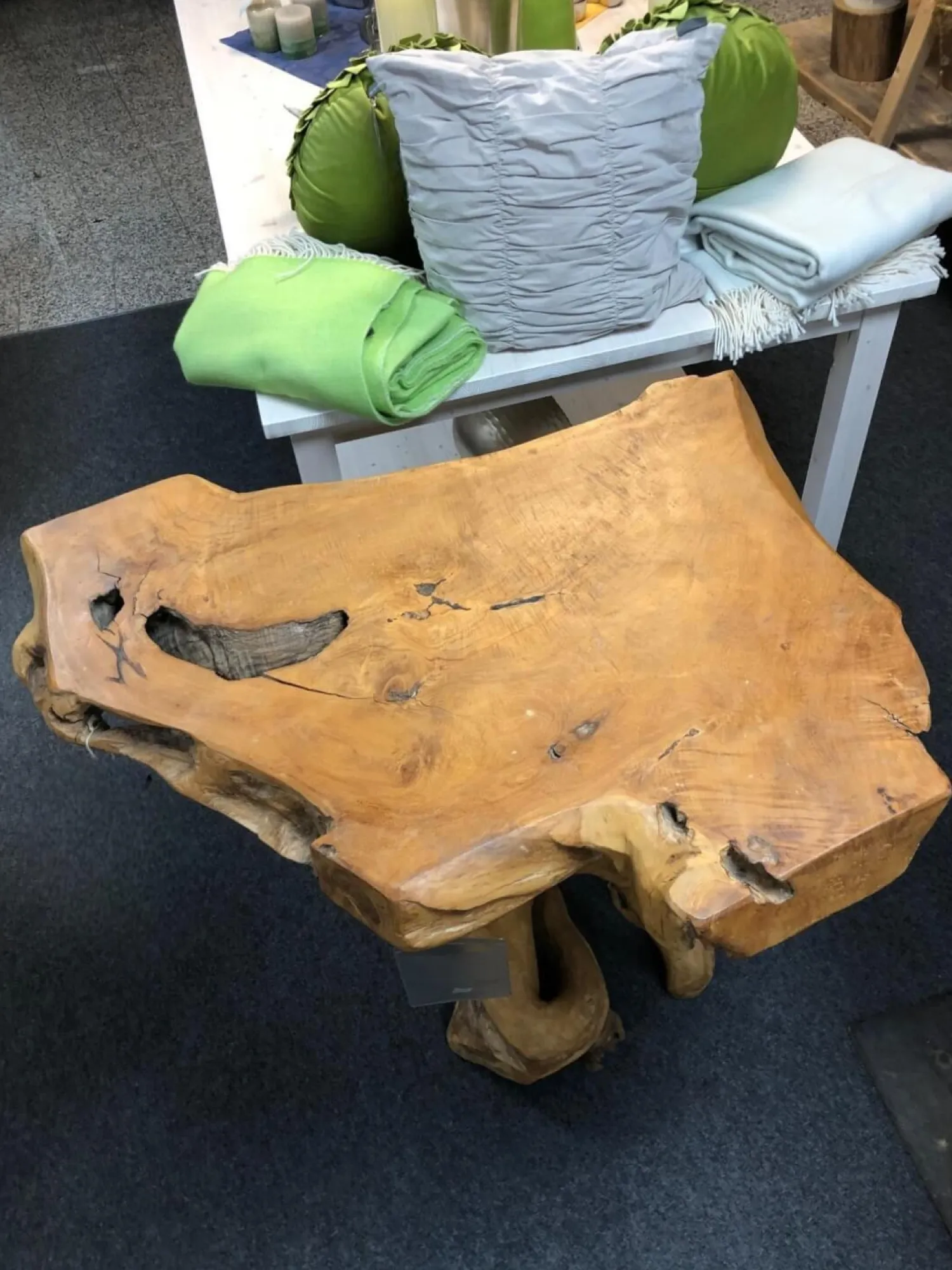 Henke Beistelltische|Stehtisch ST 110 Ausführung Teak Wurzelholz Gewachst