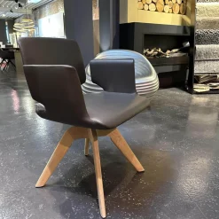 Team 7 Einzelstühle|Stuhl Aye Leder L1 Schwarzbraun Drehgestell Eiche Weißöl